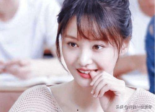 娱乐圈吃瓜博主瓜妹,明星背后的那些事儿  第1张